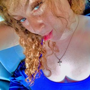 Meet your Posher, Alana